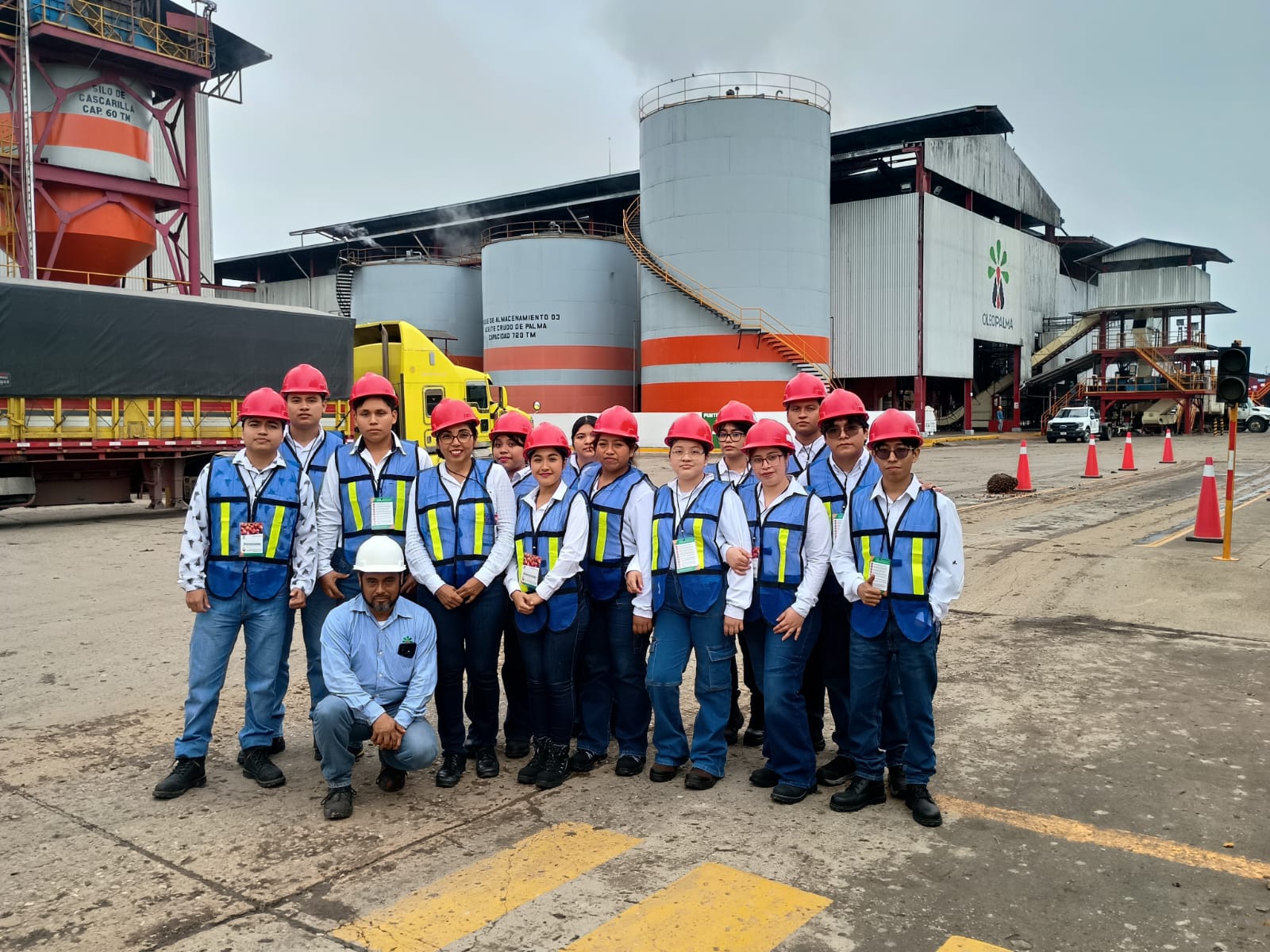 VISITA DE ESTUDIOS A INDUSTRIAS OLEOPALMA S.A. DE C.V.